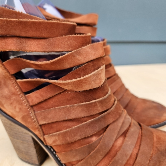 Free People Hybrid Strappy Cognac Leather Heeled Ankle Boot -Size EU 38 / US 7.5 - Picture 7 of 11